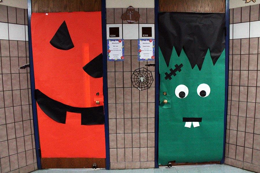 E204 and E206 participate in the Halloween door decoration