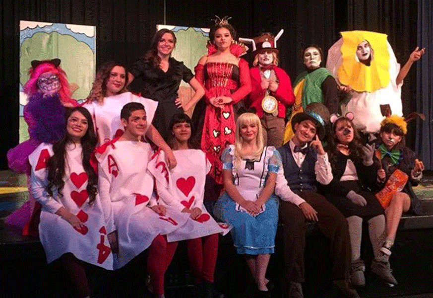 Cast+of+Alice+in+Wonderland+in+the+theater.